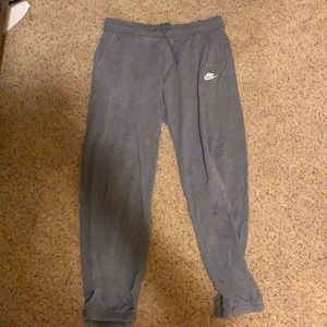 Gray Nike sweatpants